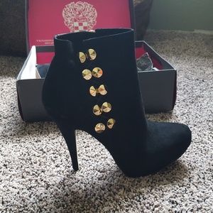 Vince Camuto Heels